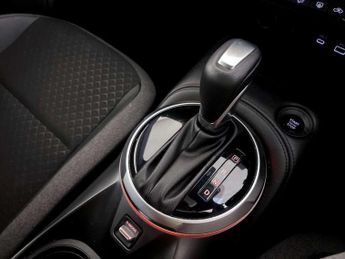 Nissan Juke 1.0 DIG-T N-Connecta DCT Auto Euro 6 (s/s) 5dr