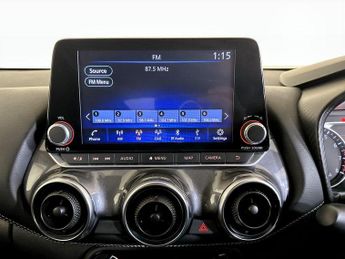 Nissan Juke 1.0 DIG-T N-Connecta DCT Auto Euro 6 (s/s) 5dr