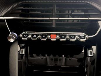 Peugeot 208 1.2 PureTech Allure Premium + EAT Euro 6 (s/s) 5dr