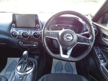 Nissan Juke 1.0 DIG-T N-Connecta DCT Auto Euro 6 (s/s) 5dr