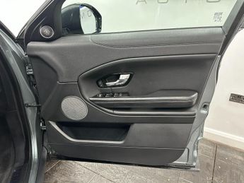 Land Rover Range Rover Evoque 2.0 TD4 SE Tech Auto 4WD Euro 6 (s/s) 5dr