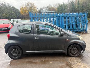 Toyota AYGO 1.0 VVT-i + MultiMode Euro 4 3dr
