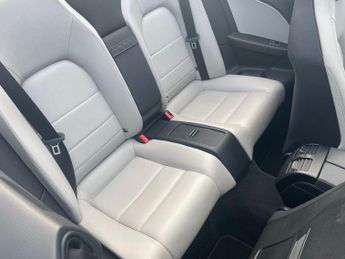 Mercedes-Benz E Class 3.0 E350 CDI V6 BlueEfficiency Sport Cabriolet G-Tronic Euro 5 2