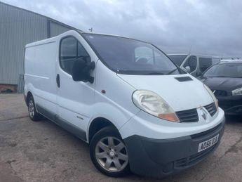 Renault Trafic 1.9 TD dCi SL27 Phase 2 4dr