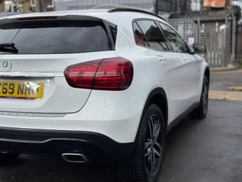 Mercedes-Benz GLA 1.6 GLA180 Urban Edition 7G-DCT Euro 6 (s/s) 5dr