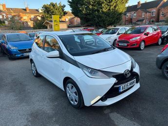 Toyota AYGO 1.0 VVT-i x-play Euro 5 5dr Euro 5