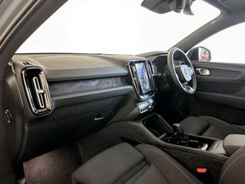 Volvo XC40 Recharge Twin 78kWh Plus Auto AWD 5dr