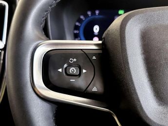 Volvo XC40 Recharge Twin 78kWh Plus Auto AWD 5dr