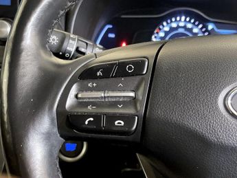 Hyundai KONA 64kWh Premium SE Auto 5dr (7kW Charger)