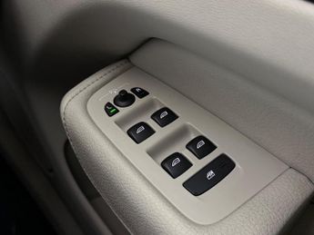 Volvo XC60 2.0 D4 Momentum Pro Auto AWD Euro 6 (s/s) 5dr