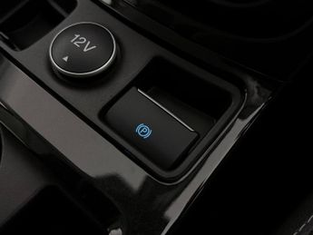 Ford Kuga 1.5T EcoBoost Titanium Auto AWD Euro 6 (s/s) 5dr