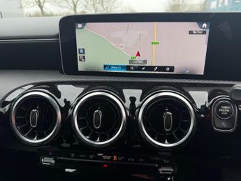 Mercedes-Benz A Class 1.5 A180d SE (Executive) 7G-DCT Euro 6 (s/s) 5dr