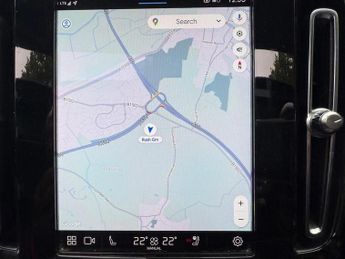 Volvo XC40 2.0 B4 MHEV Ultimate DCT Auto Euro 6 (s/s) 5dr