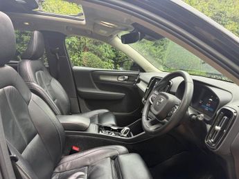 Volvo XC40 2.0 B4 MHEV Ultimate DCT Auto Euro 6 (s/s) 5dr