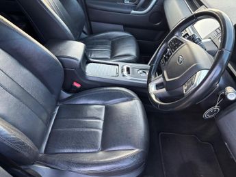 Land Rover Discovery Sport 2.0 TD4 HSE Black Auto 4WD Euro 6 (s/s) 5dr