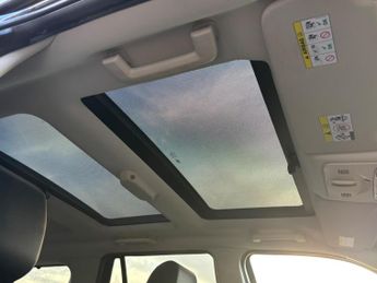 Land Rover Freelander 2 2.2 SD4 HSE CommandShift 4WD Euro 5 5dr