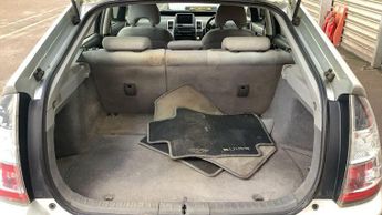 Toyota Prius 1.5 T Spirit CVT 5dr