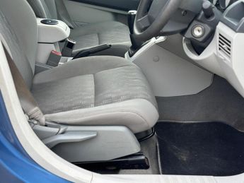 Dodge Caliber 1.8 SE 5dr