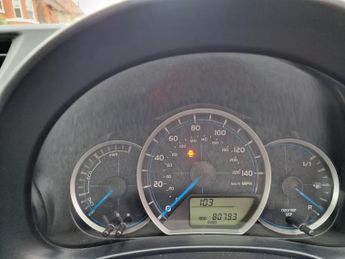 Toyota Yaris 1.5 VVT-h Trend CVT Euro 5 5dr