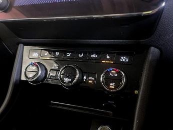 Skoda Superb 2.0 TDI SE L DSG Euro 6 (s/s) 5dr