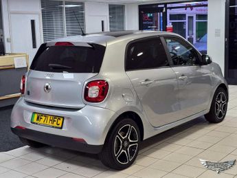 Smart forfour 17.6kWh Premium Auto 5dr (22kW Charger)