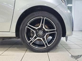 Smart forfour 17.6kWh Premium Auto 5dr (22kW Charger)
