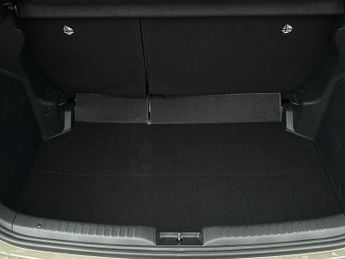 Toyota Yaris 1.5 VVT-h Design Hatchback 5dr Petrol Hybrid E-CVT Euro 6 (s/s) 