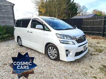 Toyota Vellfire HYBRID-SUNROOFS-LEATHER-CARPLAY