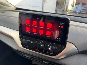 Volkswagen ID.4 Pro Performance 77kWh 1ST Edition Auto 5dr
