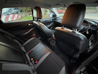 Vauxhall Grandland X 1.5 Turbo D BlueInjection Sport Nav Auto Euro 6 (s/s) 5dr