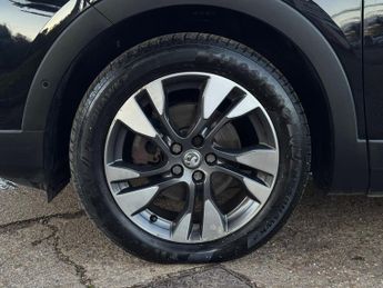 Vauxhall Grandland X 1.5 Turbo D BlueInjection Sport Nav Auto Euro 6 (s/s) 5dr