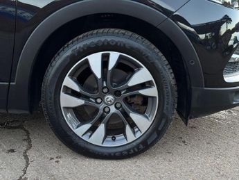 Vauxhall Grandland X 1.5 Turbo D BlueInjection Sport Nav Auto Euro 6 (s/s) 5dr