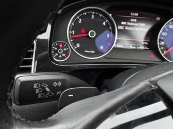 Volkswagen Touareg 3.0 TDI V6 BlueMotion Tech R-Line Tiptronic 4WD Euro 5 (s/s) 5dr