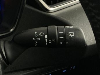 Suzuki Swace 1.8h SZ-T CVT Euro 6 (s/s) 5dr