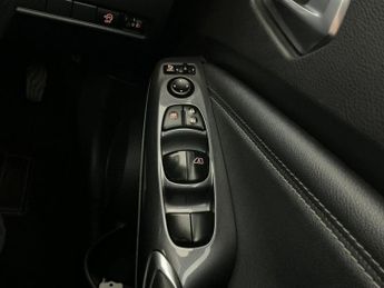 Nissan Juke 1.0 DIG-T N-Connecta Euro 6 (s/s) 5dr