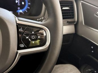 Volvo XC90 2.0 B5 MHEV Core Auto 4WD Euro 6 (s/s) 5dr