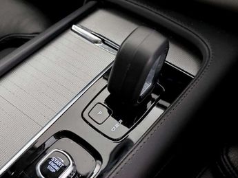 Volvo XC90 2.0 B5 MHEV Core Auto 4WD Euro 6 (s/s) 5dr