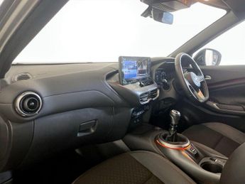 Nissan Juke 1.0 DIG-T N-Connecta Euro 6 (s/s) 5dr