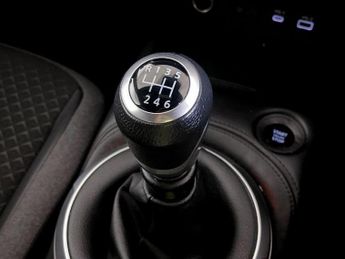 Nissan Juke 1.0 DIG-T N-Connecta Euro 6 (s/s) 5dr