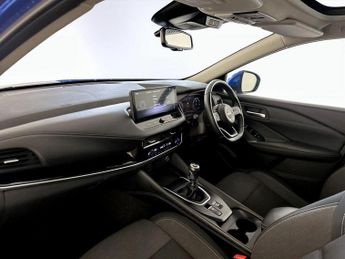 Nissan Qashqai 1.3 DIG-T MHEV N-Connecta Euro 6 (s/s) 5dr