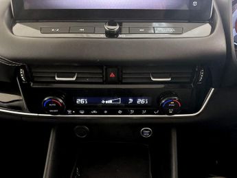 Nissan Qashqai 1.3 DIG-T MHEV N-Connecta Euro 6 (s/s) 5dr