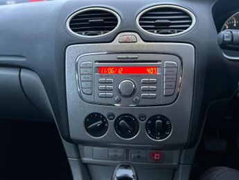 Ford Focus 1.6 Zetec 5dr