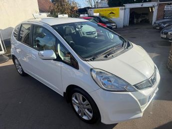 Honda Jazz 1.4 i-VTEC ES Plus CVT Euro 5 5dr