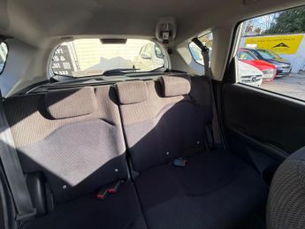 Honda Jazz 1.4 i-VTEC ES Plus CVT Euro 5 5dr