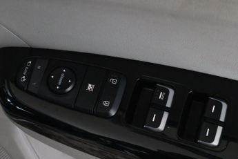 Kia Sportage 1.6 GDi Platinum Edition Euro 6 (s/s) 5dr