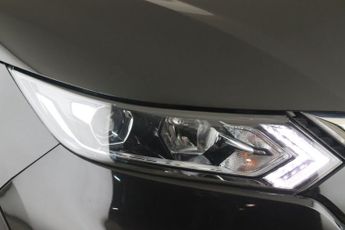 Nissan Qashqai 1.3 DIG-T Acenta Premium Euro 6 (s/s) 5dr