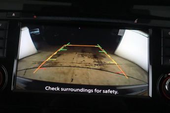 Nissan Qashqai 1.3 DIG-T Acenta Premium Euro 6 (s/s) 5dr