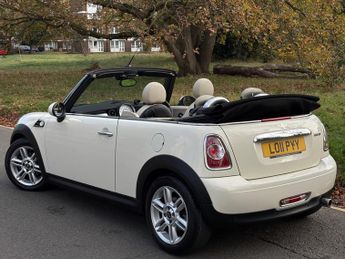 MINI Convertible 1.6 Cooper Steptronic Euro 5 2dr