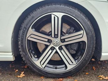 Volkswagen Golf 2.0 TSI BlueMotion Tech R DSG 4Motion Euro 6 (s/s) 5dr