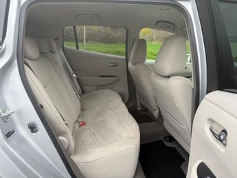 Nissan Leaf 24kWh Auto 5dr